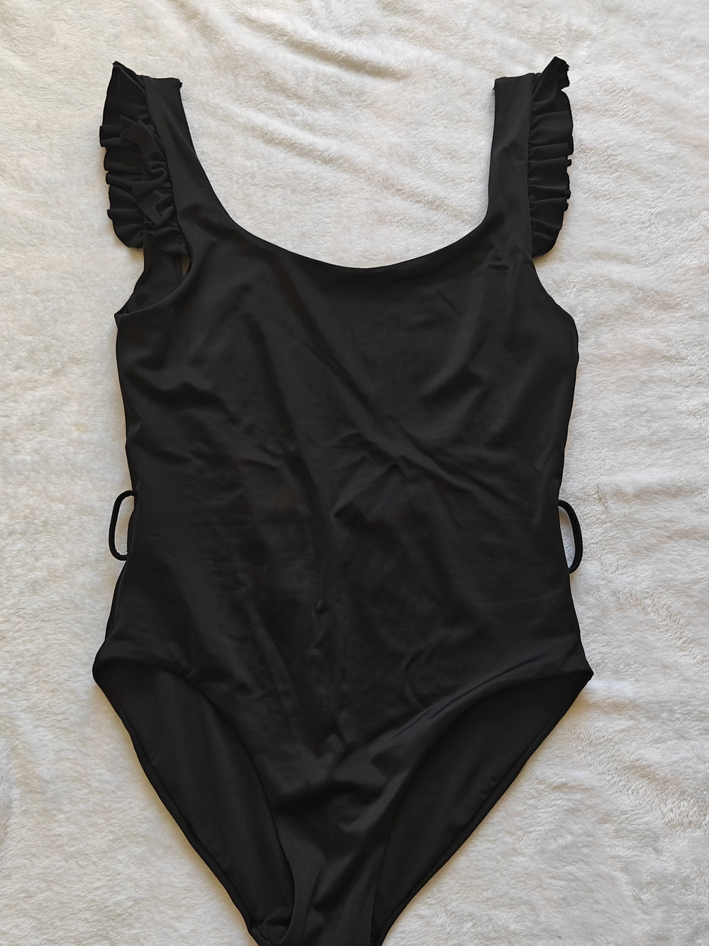 Agua Bendita Black Ribbed Ruffle Wide Strap Lined One Piece Swimsuit M (no belt)